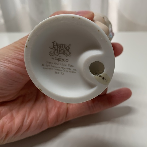 Precious Moments Bless Your Little Tutu Enesco 1997 261173 Ballerina Figurine - Picture 5 of 5